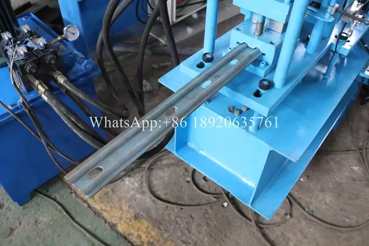purlin machine