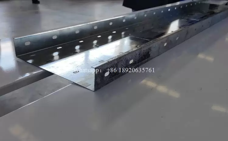 Cable Tray Bending Machine