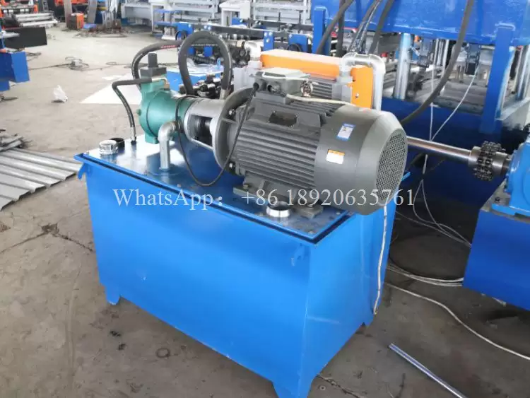 High Speed Three-wave Highway Guardrail Roll Forming Machine High Speed Three-wave Highway Guardrail Roll Forming Machine