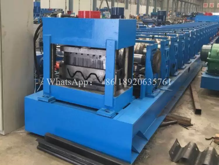 High Speed Three-wave Highway Guardrail Roll Forming Machine High Speed Three-wave Highway Guardrail Roll Forming Machine