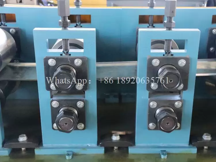 M&aacute;quina para Hacer Metalcon Perfil C