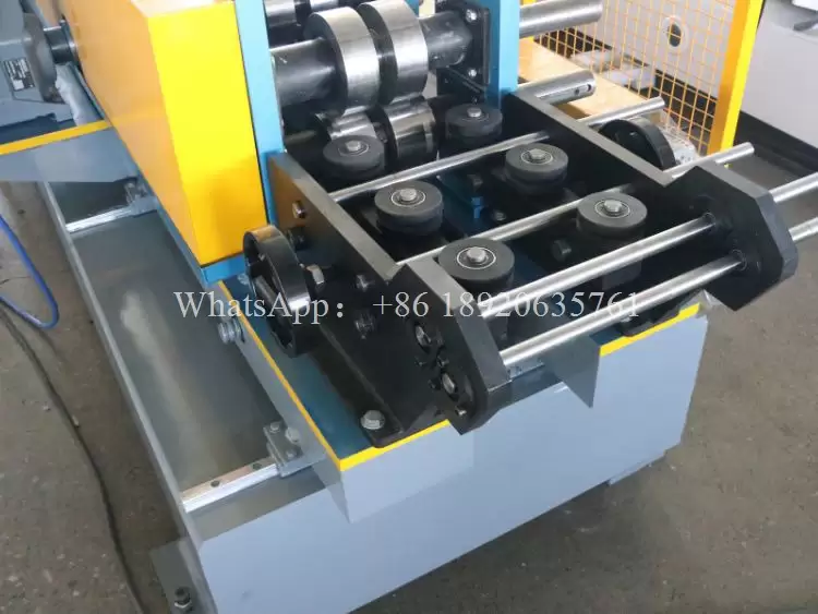 Máquina para Hacer Perfiles Tabla Yeso Cambio Automático C/U Máquina para Hacer Perfiles Tabla Yeso Cambio Automático C/U