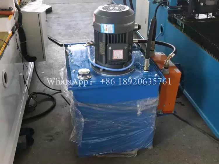 Equipo para Fabricar Montantes Met&aacute;licos Perfil Omega