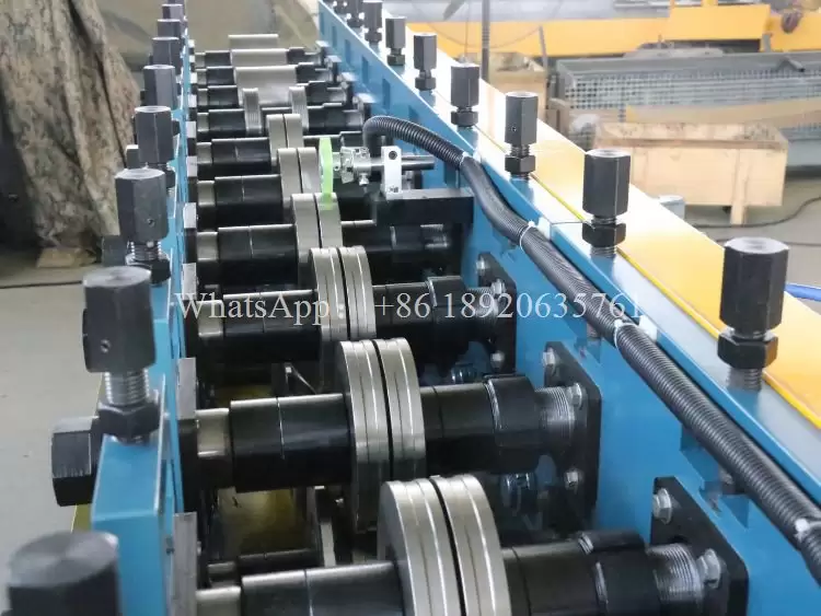 Máquina de Rodillos para Rieles de Yeso Perfil U Máquina de Rodillos para Rieles de Yeso Perfil U