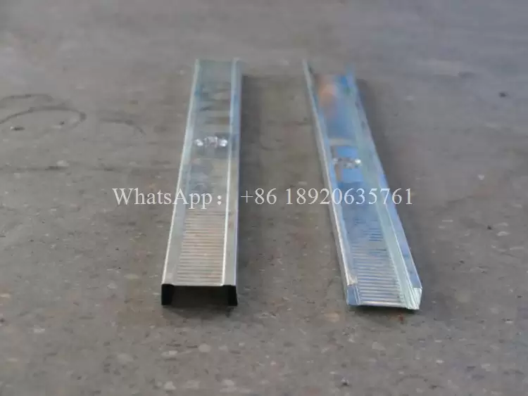 M&aacute;quina de Quilla Ligera Perfil C Textura Especial