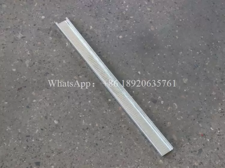 M&aacute;quina de Quilla Ligera Perfil C Textura Especial