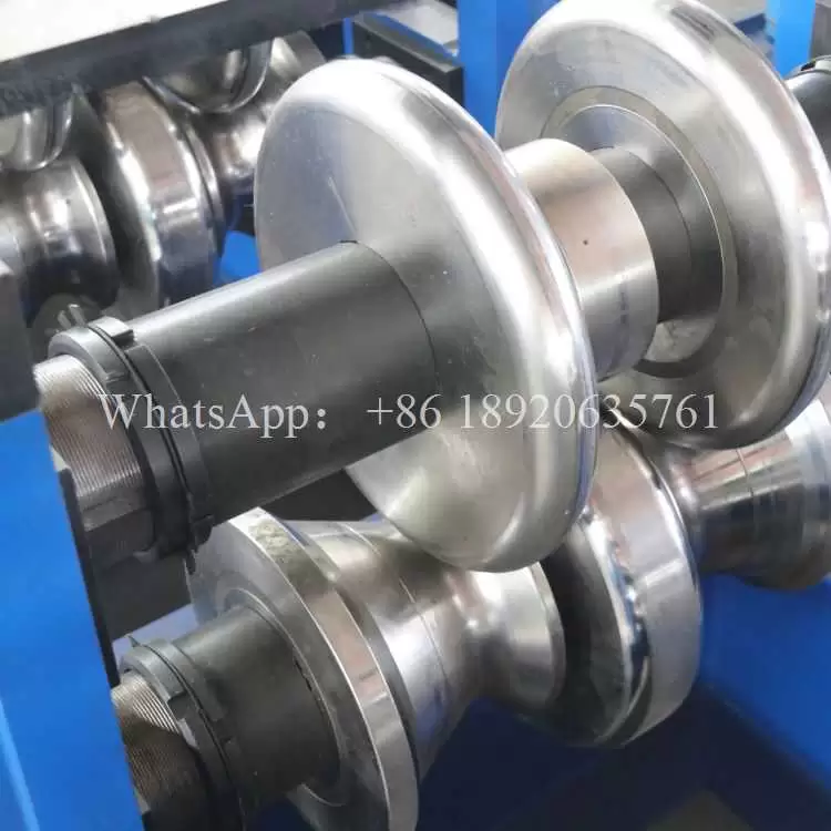 High Speed Three-wave Highway Guardrail Roll Forming Machine