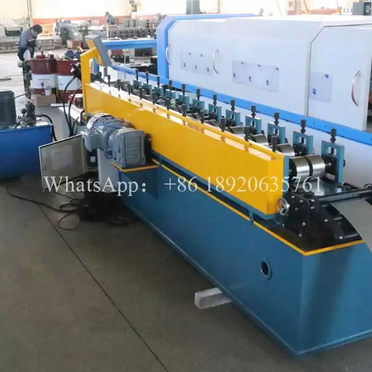 Máquina para Fabricar Perfiles Galvanizados Perfil C